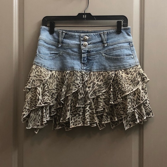 XOXO Dresses & Skirts - XoXo Chetah Print Skirt